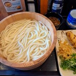 丸亀製麺 - 釜揚げうどん（大）