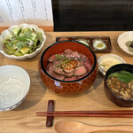 肉処しま - おナメコの味噌汁が、旨い！