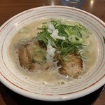 隠岐の島ラーメン - 濃厚貝出汁暖流ラーメン