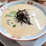 210034285 - ラーメン(900円)クリーミーな濃厚スープ