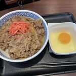 Yoshinoya - 2020/08/31 牛丼（並）＋生玉子 IN