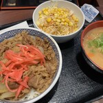 Yoshinoya - 2020/11/30 牛丼（並）Aセット（豚汁変更）IN