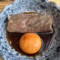 肉亭ふたご iki 新宿店 - サーロインはやはりすき焼き仕立てですよね