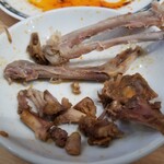 蘭州拉麺店 火焔山 - 鸡翅、骨。