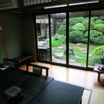 料亭　稲穂 - お庭をのぞむ個室