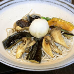 Kotobuki - 冷やしぶっかけ蕎麦 揚げ茄子きのこ ¥1,100