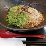 汁なし担々麺とがし -   痺れは少し控えめで