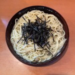 Spaghetti pino - あさりとバジリコとバターとチーズのスパゲティ