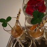 レ セゾン - 2013 9 アミューズ お祝いで四ツ葉を添えて頂きました
