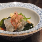 俺の割烹 - ワカメとシラスの酢の物