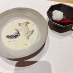 SUSHI-UOICHI - これが絶品　アワビのクリーム煮。残ったクリームの中にお米を入れて
