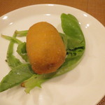 レンゲ - 黒あわびと本しめじのクリーム・コロッケ