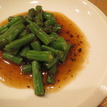 レンゲ - いんげんとヤーツァイの炒めもの2