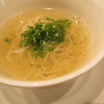 レンゲ - 鳩のスープのラーメン、青葱で2