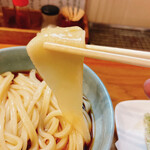 手打ちうどん 上を向いて - 