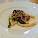 La Stalla - この豚肉もガシガシ噛んでみたい。