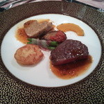 日和庵 - ⑥ヴィヤンド（肉料理） 【宮崎牛とフォアグラのソテー オニオンとシェリービネガー風味のソース】