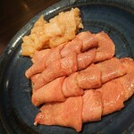 Sumibi Yakiniku Tsuru Gyuu - 