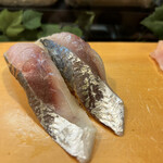 寿し辰 - 酢〆鯵。