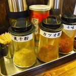 ベジポタつけ麺えん寺 - 卓上の調味料