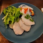 Tallahassee - 鶏ハムのサラダ。体に良い感じ。