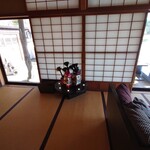 八幡馬ラウンジ - 