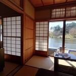 八幡馬ラウンジ - 