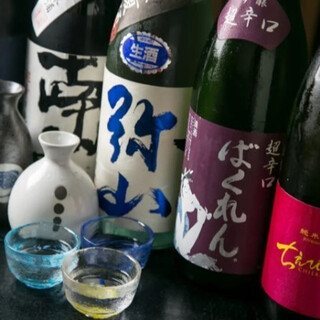 全国各地から厳選！約20種の豊富な地酒をご用意