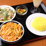 インドネパールレストラン ラリグラス - うどんカレー