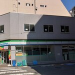 FamilyMart - 