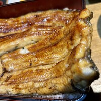 駒形前川 新丸ビル店 - 身も厚くて食べ応えがある