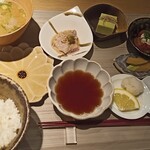 天ぷら わがた - セット。ごはんに汁物もGood