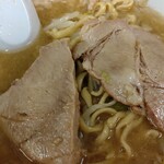 ラーメン二郎 - 珍しくデカイ