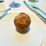 ザ・カハラ ホテル&リゾート 横浜 - フワフワチーズのマフィン