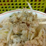 ラーメン二郎 - ほぐし豚で野菜がメチャ旨い