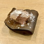 焼鳥 谷口 - 高坂鶏　レバー刺身