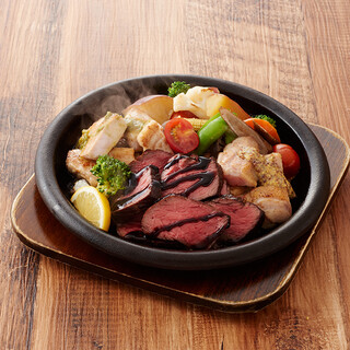 Enjoy grilled Okuno Farm beef, Yamato pork, and Okutamba chicken