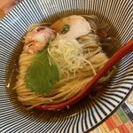 焼きあご塩らー麺 たかはし - 