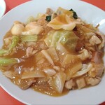 Honkon En - 什錦炒麺。香ばしい仕上がり。