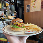 GRILL BURGER ＆ ROAST CHICKEN SASA - 『中目黒 BURGER¥1,350』 『ICE COFFEE¥200』