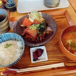 上々 - 海鮮ユッケランチのトロロご飯中