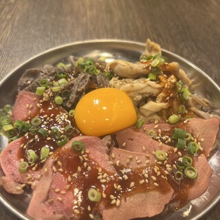 【赤羽店限定！肉まみれ4種ユッケ】
