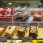 白バラ洋菓子店 - 料理写真: