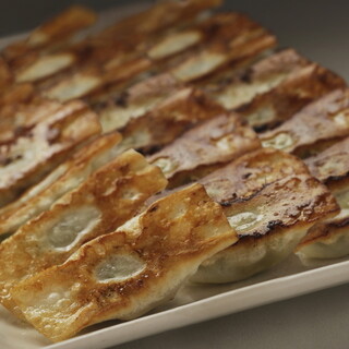 ≪Miso sauce Gyoza / Dumpling with thin and crispy skin made with domestic vegetables♪ Unusual varieties also available◎