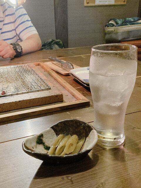 ちょっと高いが囲炉裏で焼く函館の海鮮焼き : 蔵やの写真