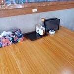 沖縄料理 美ら結 - 卓上