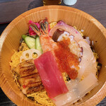 Azuma - ちらし寿司をま上からパシャ！
