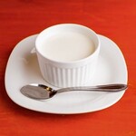 長男、おかわしゅん - 自家製濃厚杏仁豆腐