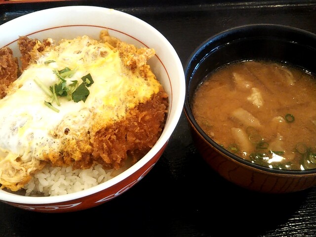 さとかつ かつさと 船越バイパス店 - 曳馬/かつ丼 | 食べログ