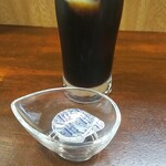 キッチン ブルー グローブ - アイスコーヒーのアップ